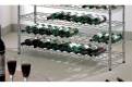 cantina realizzata con scaffalatura cromata